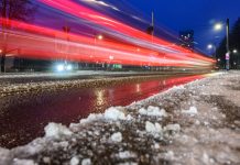 Icy conditions restrict transport across Germany, cause power outage in US 26 January 2026, Brandenburg, Frankfurt_Oder: Roads and sidewalks are covered with a layer of ice. The roads are slippery in Brandenburg. According to a police spokesperson, there are currently more accidents than usual. However, the situation is still manageable. Photo: Patrick Pleul/dpa